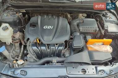 Седан Hyundai Sonata 2013 в 