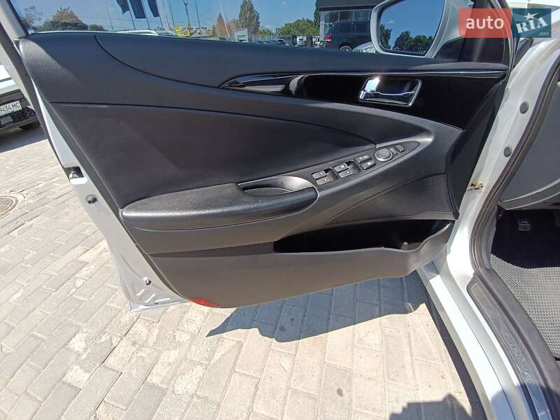 Седан Hyundai Sonata 2014 в Полтаві