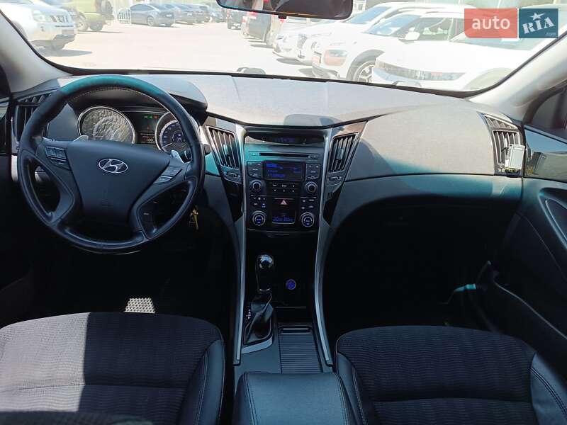 Седан Hyundai Sonata 2014 в Полтаві