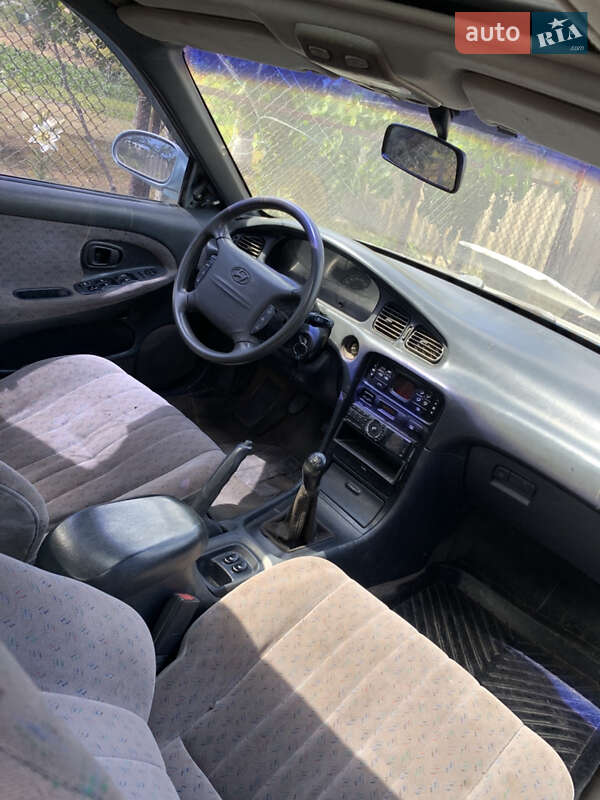 Седан Hyundai Sonata 1997 в Цебриково