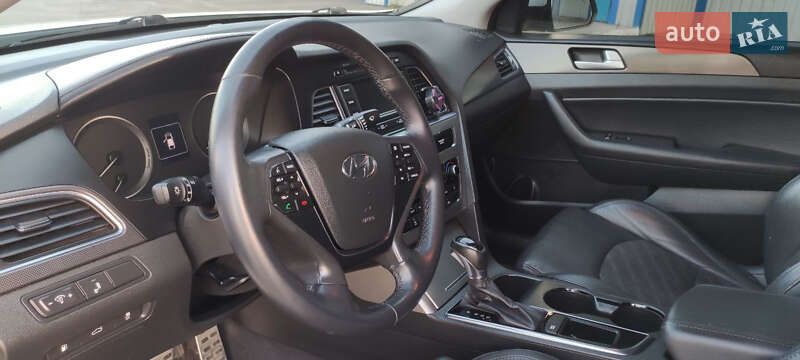 Седан Hyundai Sonata 2014 в Кременчуге