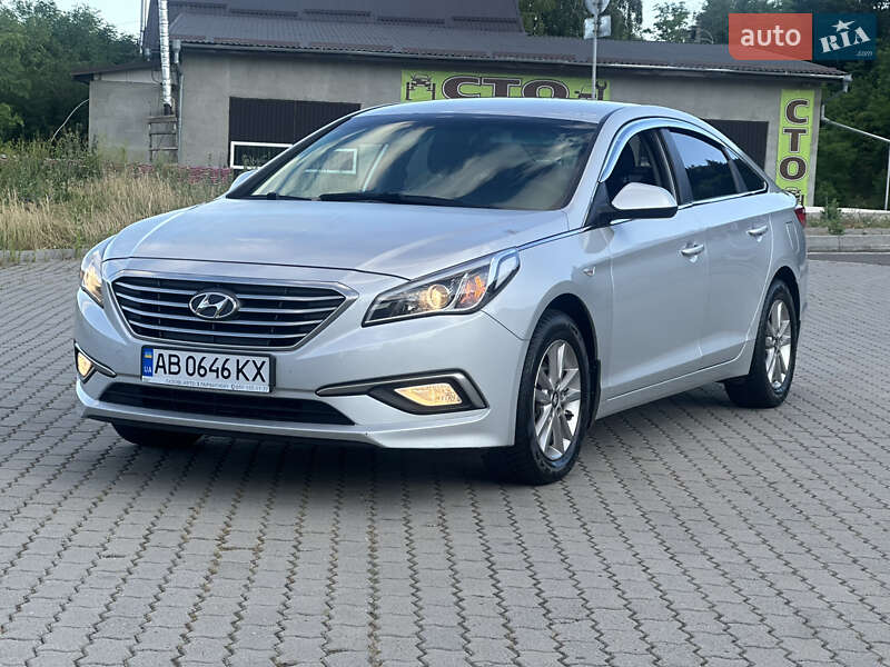 Седан Hyundai Sonata 2015 в Могилев-Подольске