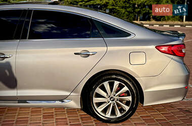 Седан Hyundai Sonata 2015 в 