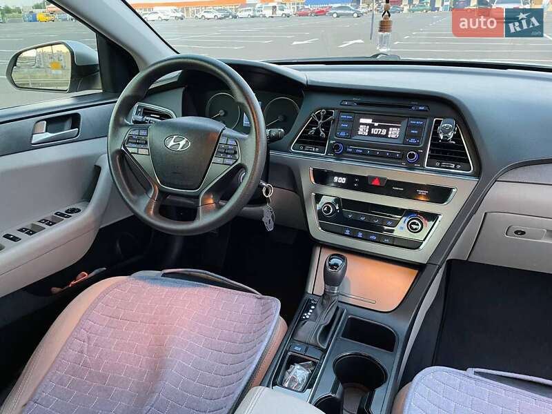 Седан Hyundai Sonata 2016 в Києві