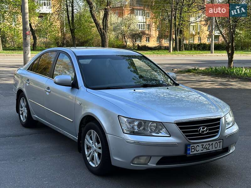 Седан Hyundai Sonata 2008 в Виннице