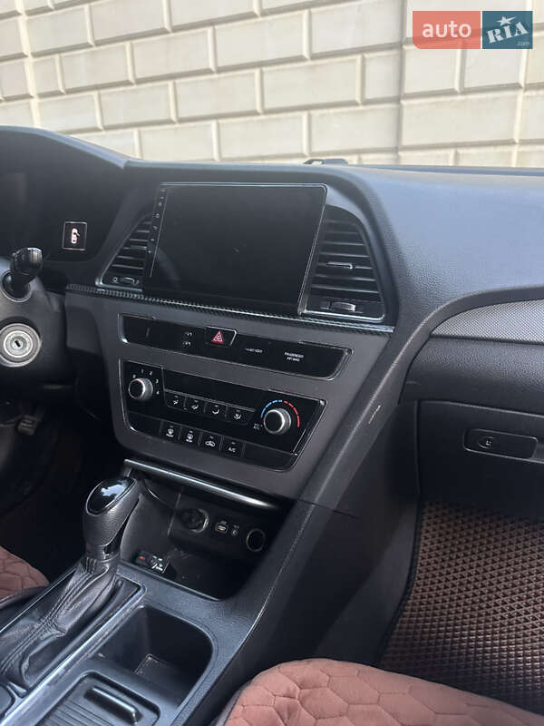 Седан Hyundai Sonata 2015 в Тернополе