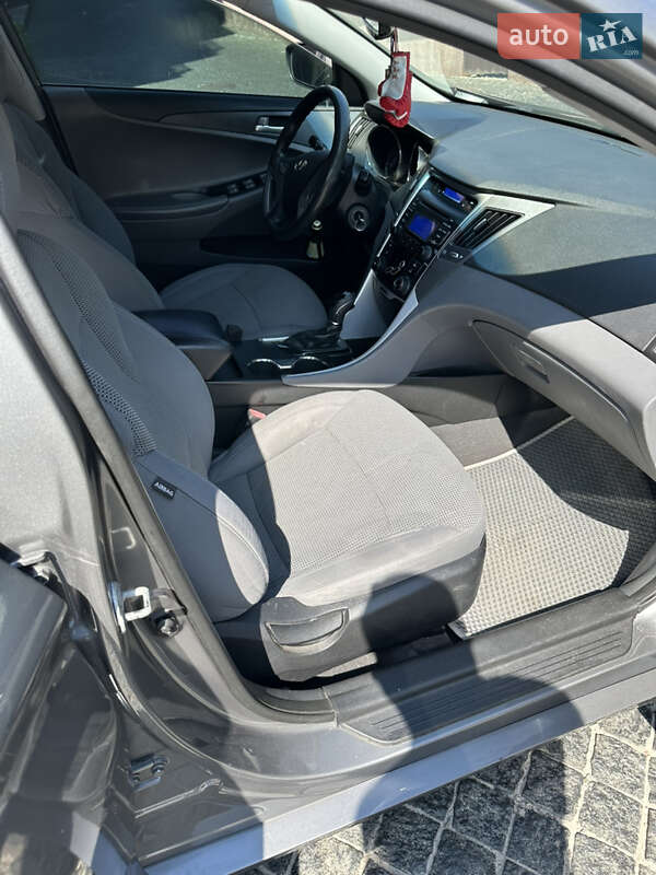 Седан Hyundai Sonata 2013 в Києві