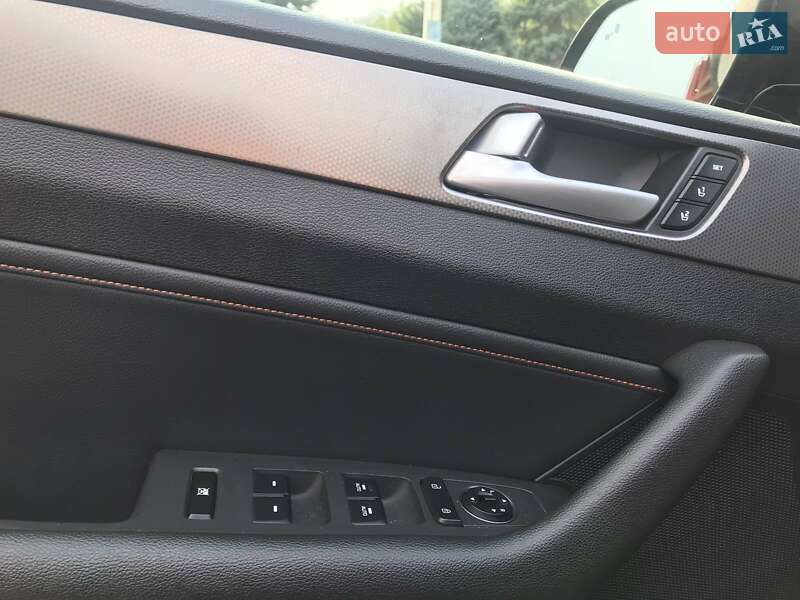 Седан Hyundai Sonata 2014 в Днепре