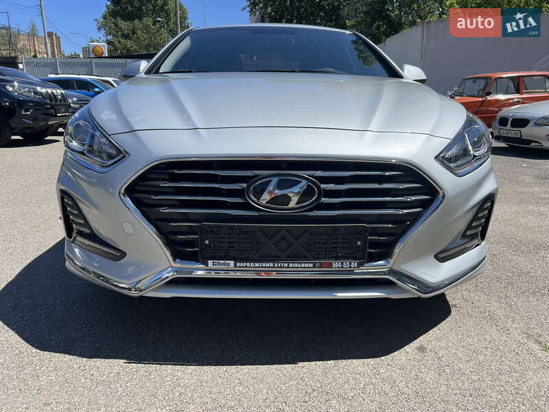 Седан Hyundai Sonata 2017 в Киеве
