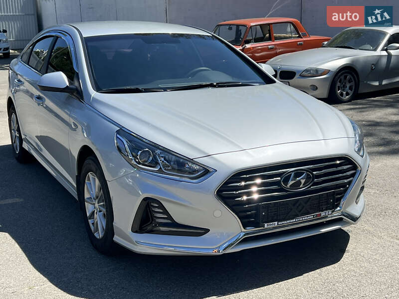 Седан Hyundai Sonata 2017 в Киеве