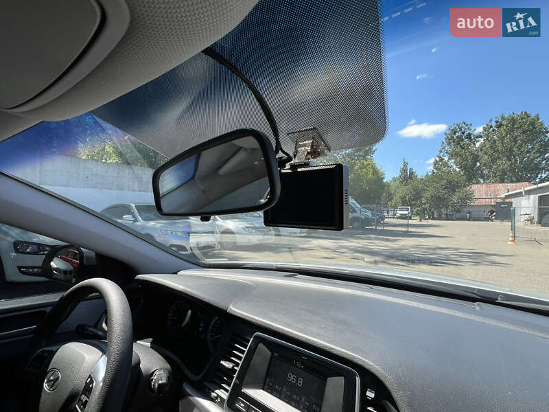 Седан Hyundai Sonata 2017 в Киеве