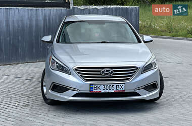 Седан Hyundai Sonata 2014 в Ровно