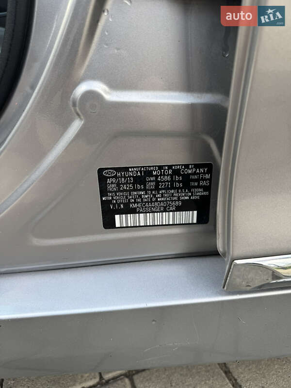Седан Hyundai Sonata 2013 в Самборі