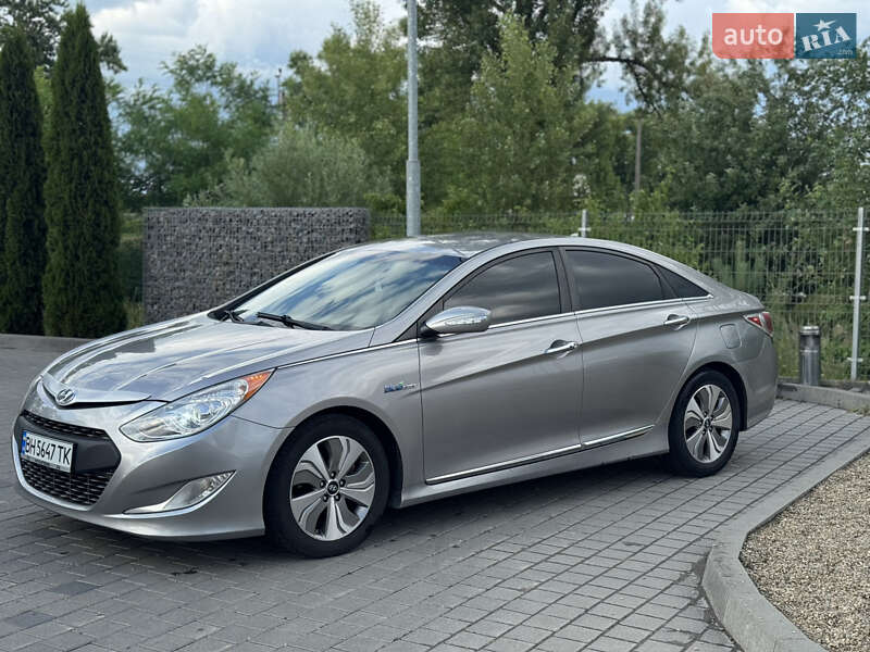 Седан Hyundai Sonata 2013 в Самборі