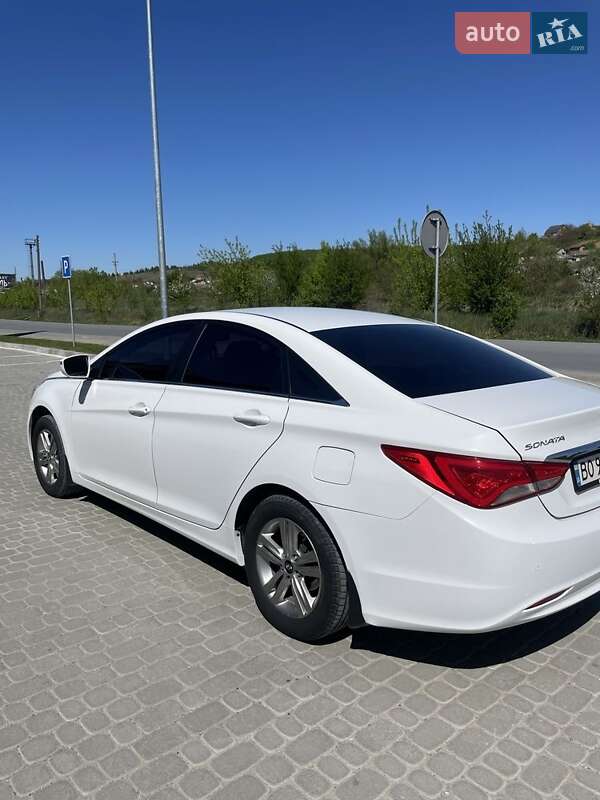 Седан Hyundai Sonata 2013 в Бережанах