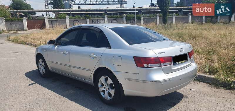 Седан Hyundai Sonata 2009 в Киеве