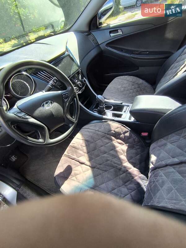 Седан Hyundai Sonata 2013 в Киеве