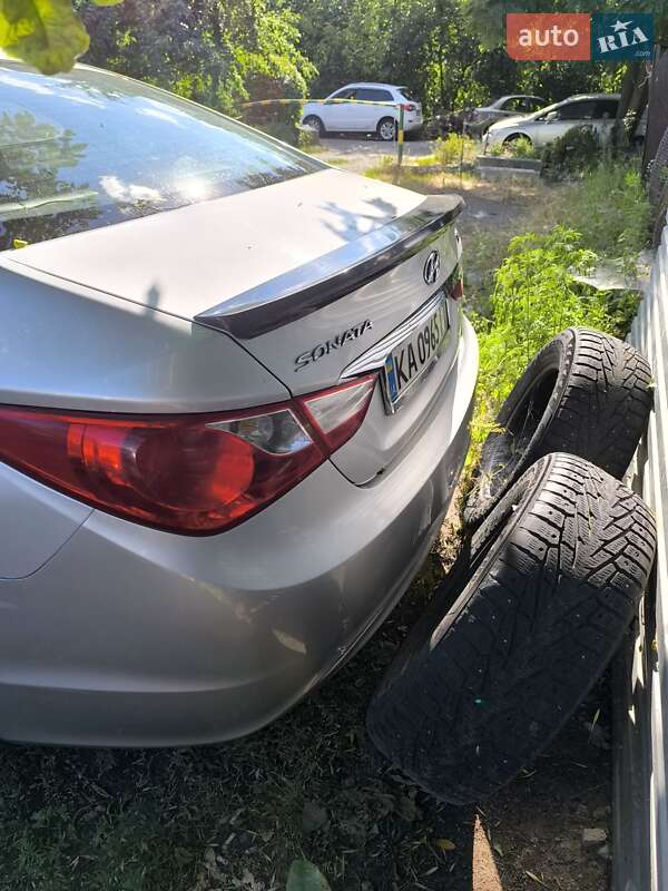 Седан Hyundai Sonata 2013 в Киеве