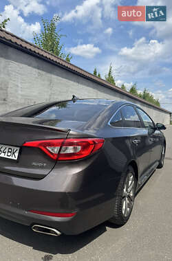 Седан Hyundai Sonata 2015 в 