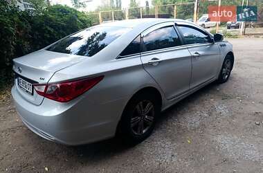 Седан Hyundai Sonata 2014 в Дніпрі