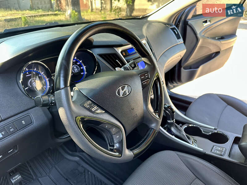 Седан Hyundai Sonata 2013 в Одессе