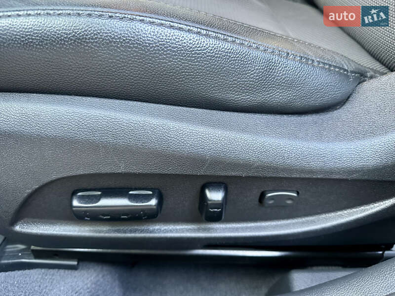 Седан Hyundai Sonata 2013 в Одессе