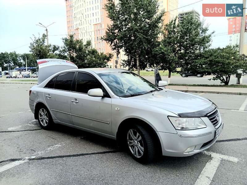 Седан Hyundai Sonata 2009 в Харькове