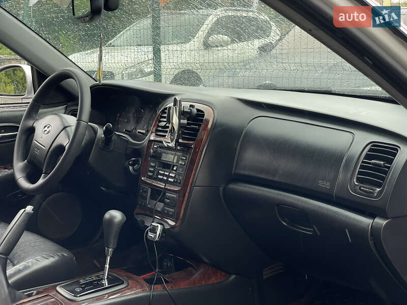 Седан Hyundai Sonata 2003 в Бердичеве