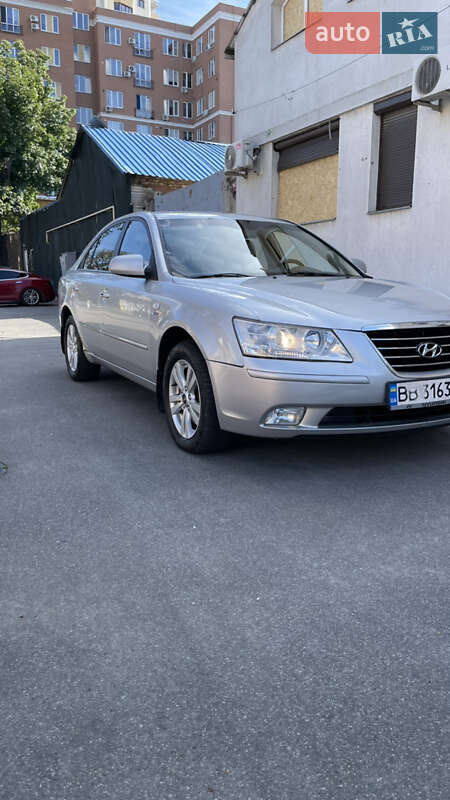 Hyundai Sonata 2008