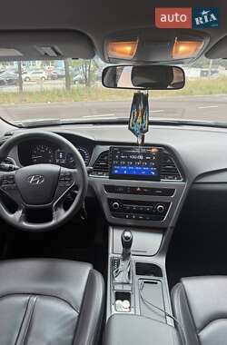 Седан Hyundai Sonata 2015 в 