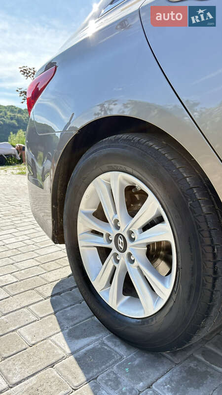 Седан Hyundai Sonata 2013 в Каменец-Подольском