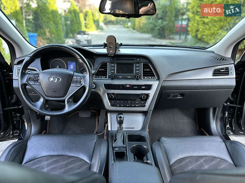 Седан Hyundai Sonata 2015 в Одессе