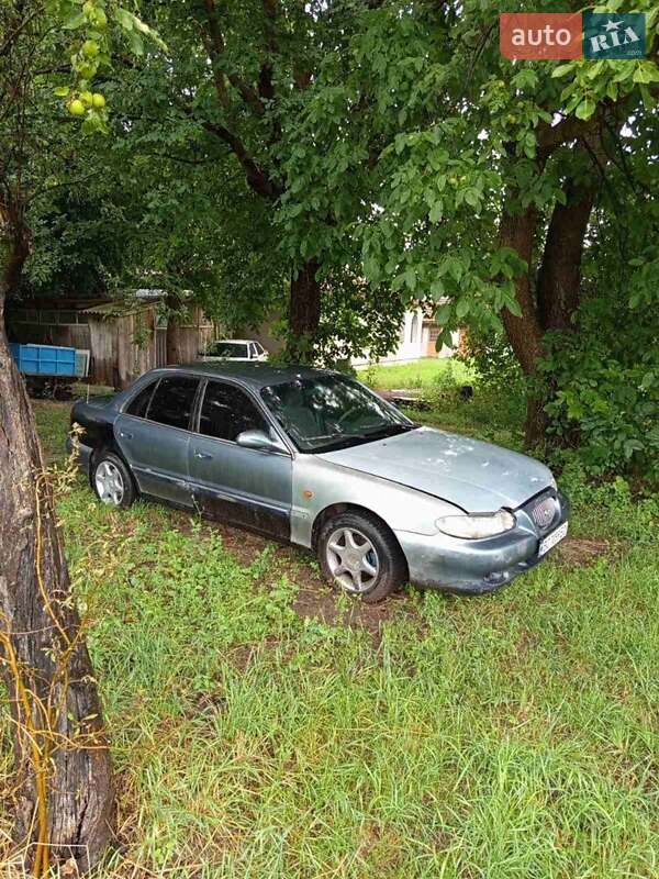 Hyundai Sonata 1996