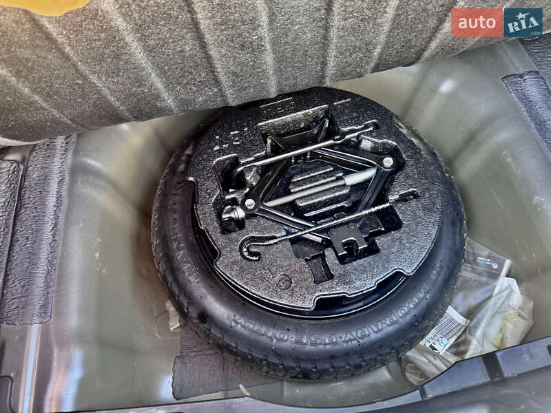 Седан Hyundai Sonata 2013 в Киеве