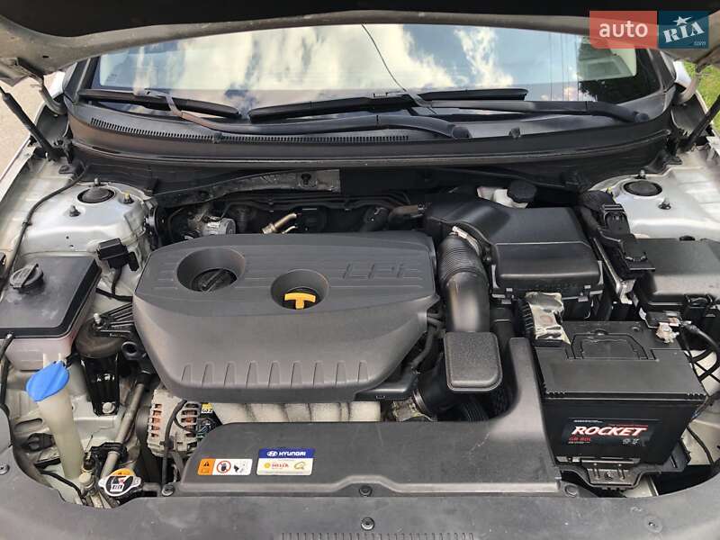 Седан Hyundai Sonata 2017 в Киеве