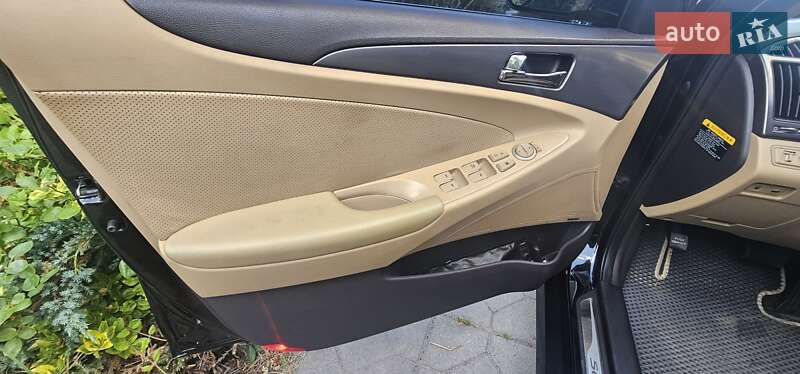 Седан Hyundai Sonata 2013 в Києві