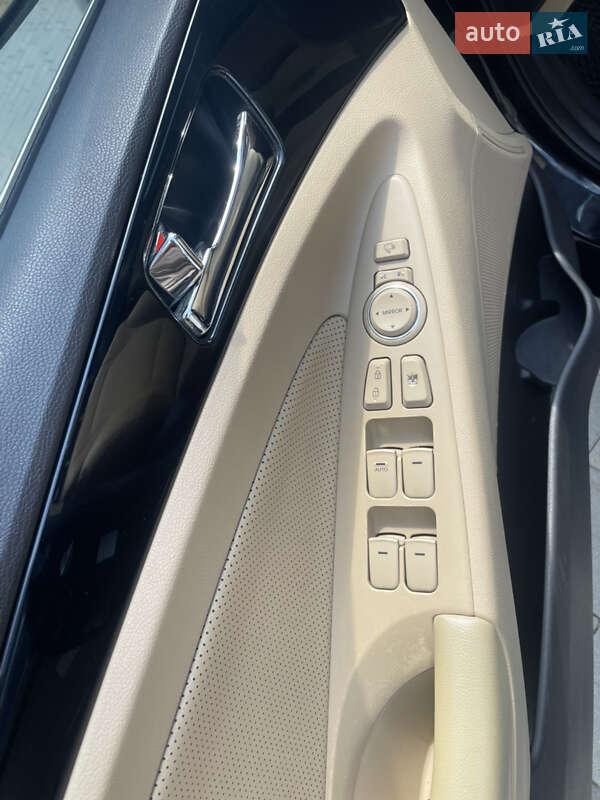 Седан Hyundai Sonata 2011 в Хмельницькому