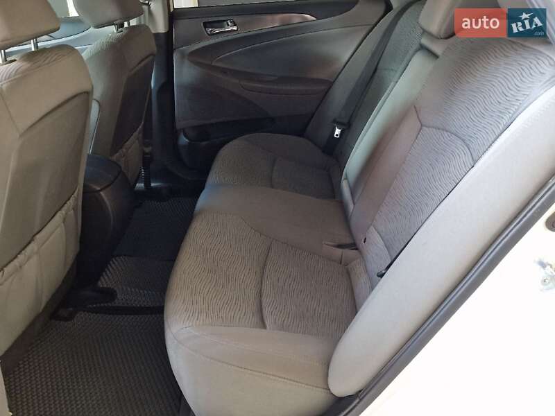 Седан Hyundai Sonata 2014 в Миколаєві