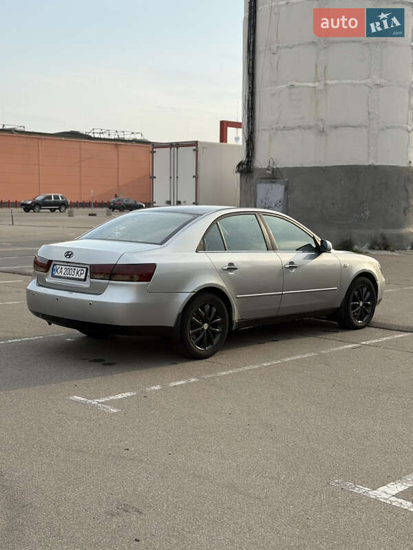 Седан Hyundai Sonata 2006 в Киеве