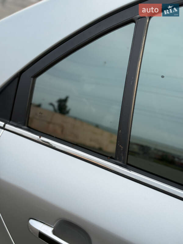 Седан Hyundai Sonata 2006 в Киеве