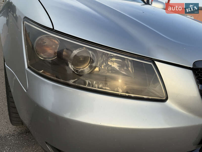 Седан Hyundai Sonata 2006 в Киеве