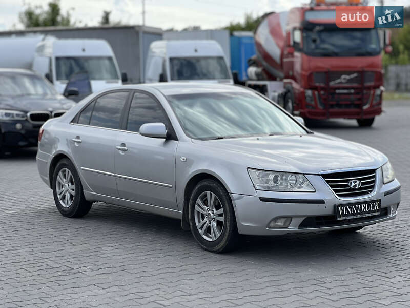 Hyundai Sonata 2009