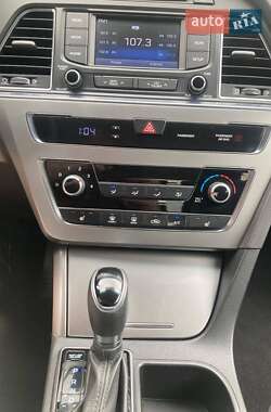 Седан Hyundai Sonata 2016 в Дніпрі