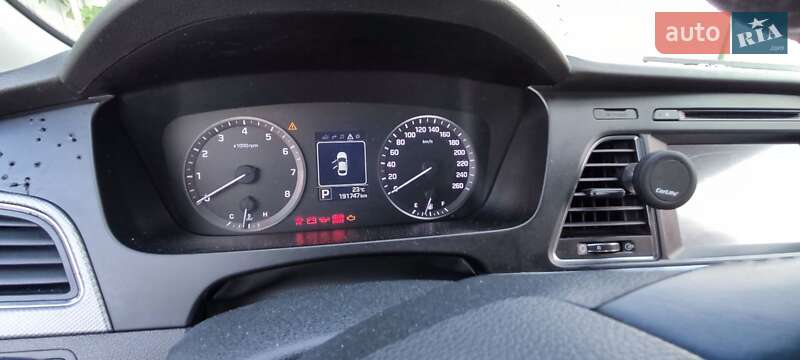 Седан Hyundai Sonata 2015 в Києві