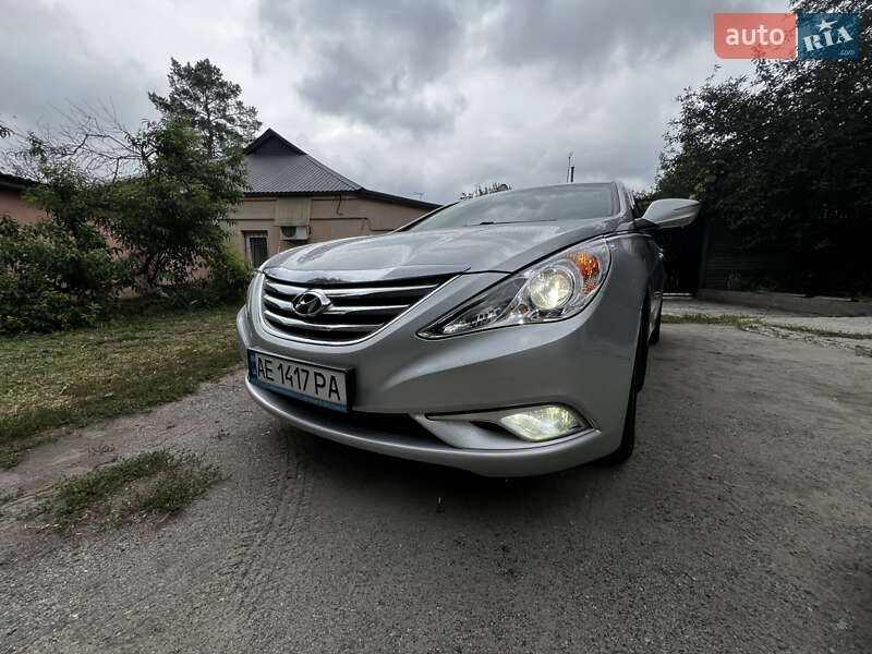 Hyundai Sonata 2012