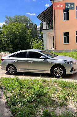 Седан Hyundai Sonata 2017 в Києві