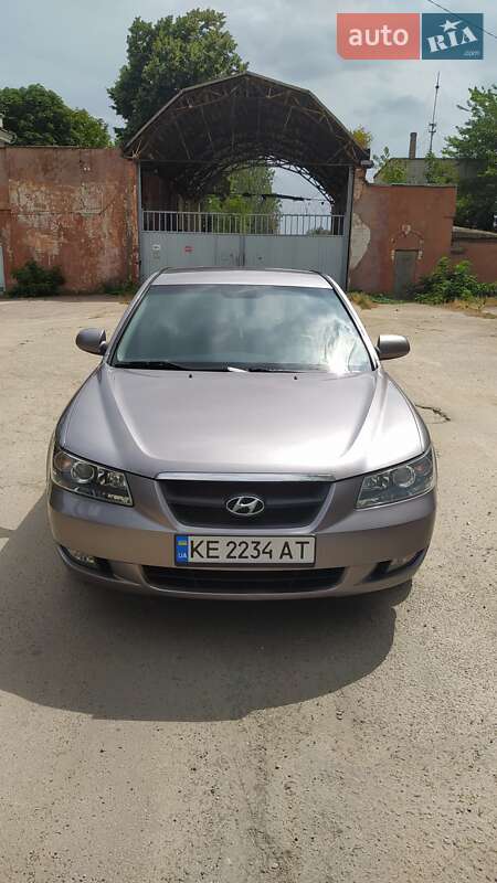 Седан Hyundai Sonata 2005 в Днепре