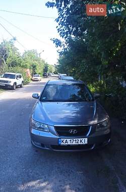 Седан Hyundai Sonata 2005 в Києві