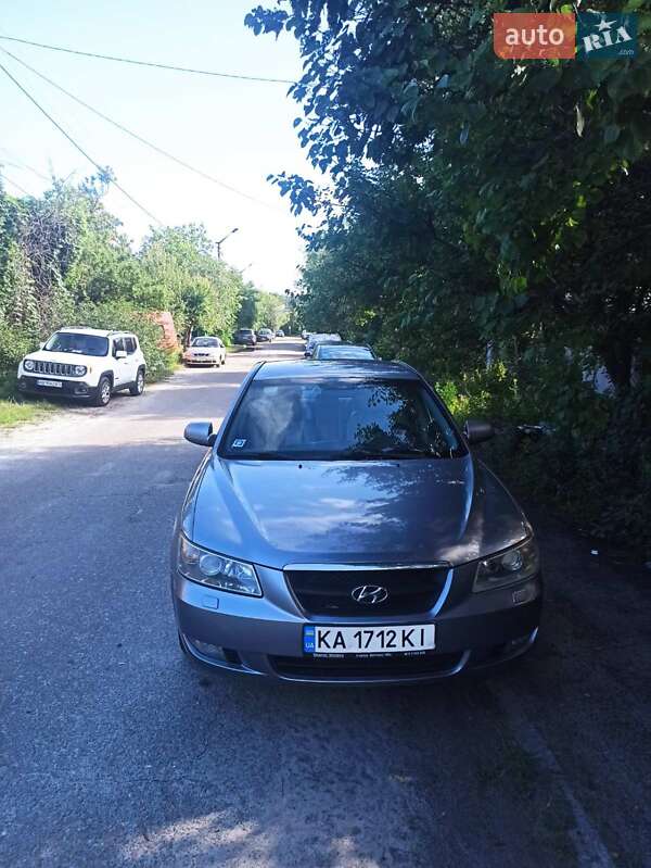 Hyundai Sonata 2005