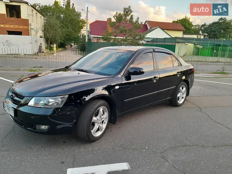 Hyundai Sonata